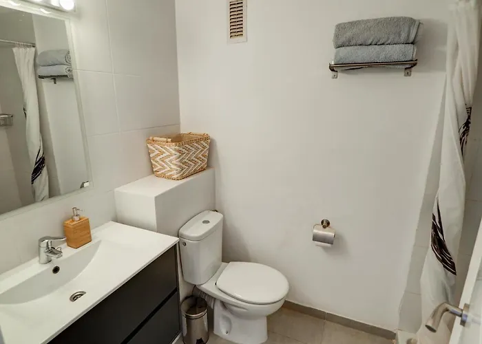 公寓 Clarimar By Hello Homes *